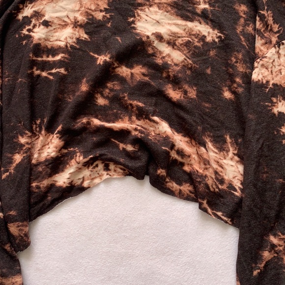 Windsor Women’s Black/Orange Tie Dye Long Sleeve Casual Crop Top Sz M - Picture 3 of 8
